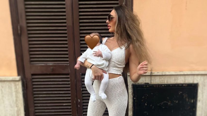 Alessia Herren mit ihrer Tochter Anisa-Amalia