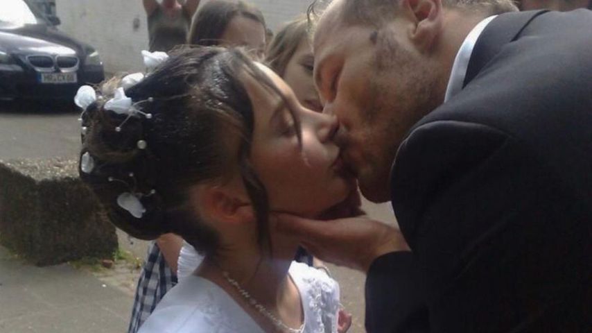 Die junge Alessia Herren mit ihrem Vater Willi