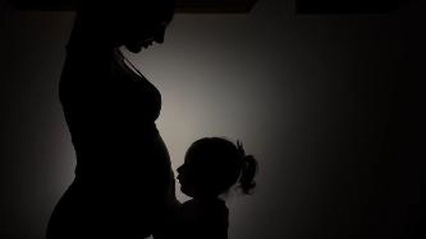 Alessia Herren mit ihrer Tochter Anisa-Amalia, Dezember 2025