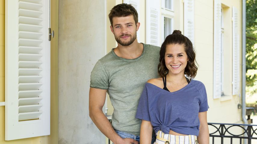 Alex (Eugen Bauder) und Lucie (Cristina do Rego) in "Lucie. Läuft doch!"