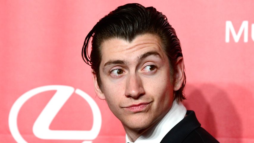 Ist Arctic Monkeys-Frontmann Alex Turner längst verheiratet?