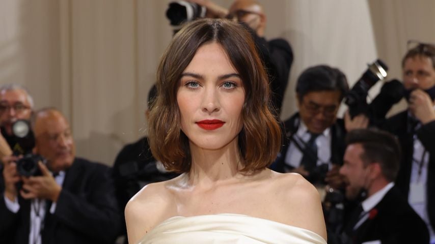 Top oder Flop? Alexa Chung präsentiert sich in gewagtem Body