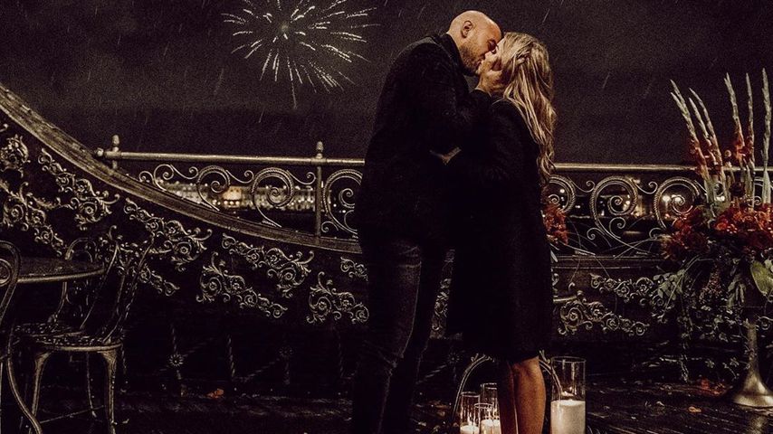 Alexander Beliaikin und Kim Gloss nach ihrer Verlobung