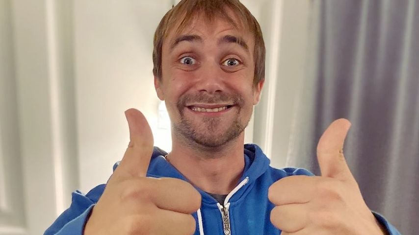 "Du bist geil, weil…": BTN-Alex bringt ein Freundebuch raus