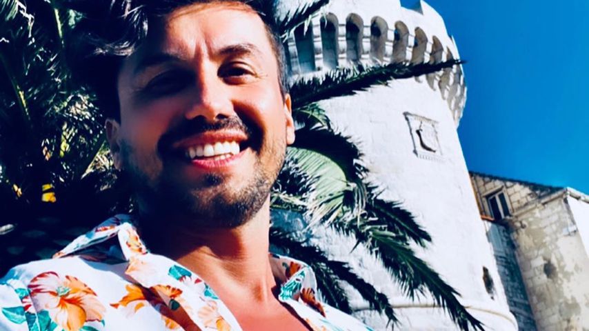 Bei "UNdressed": Dieser "Prince Charming"-Boy zieht sich aus