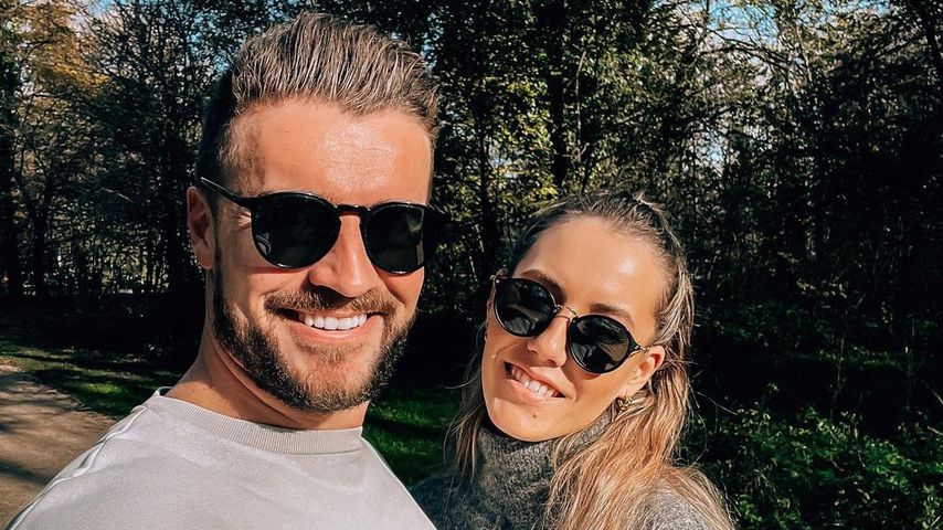Haben Alex Hindersmann und Laura schon einen Babynamen?