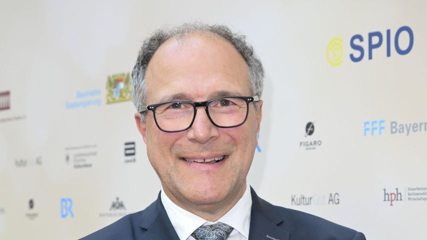Nach Krebsdiagnose meldet sich Alexander Hold stark zurück