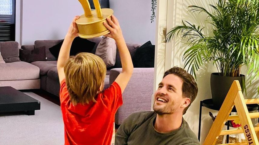 Alexander Klaws' Sohn hilft ihm bei Tarzan-Transformation