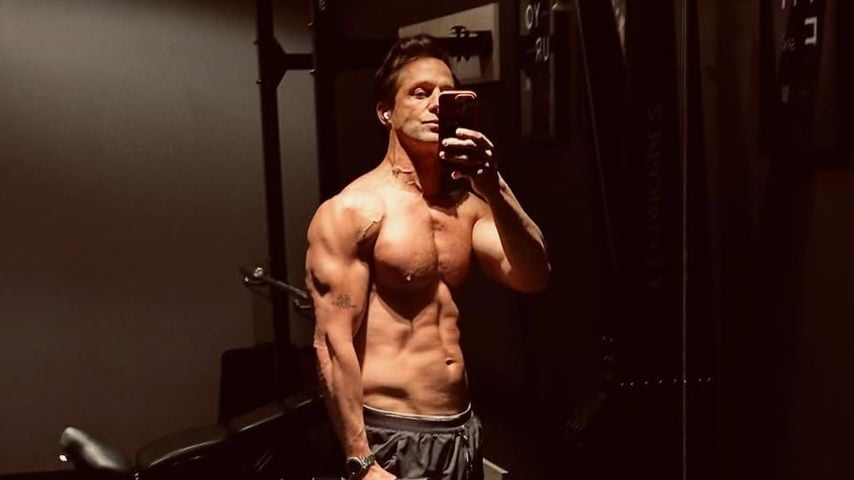 TV-Koch Alex Kumptner verzückt Fans mit freiem Oberkörper