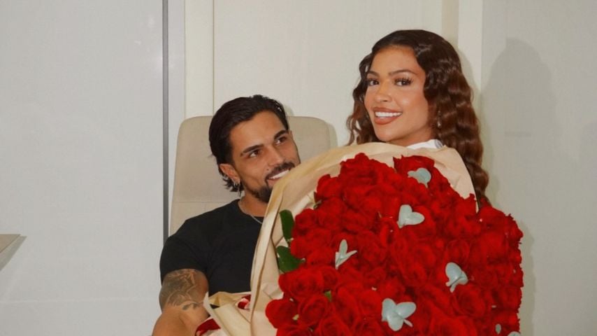 Hati Suarez und Alexander Molz teilen verliebte Pärchenfotos