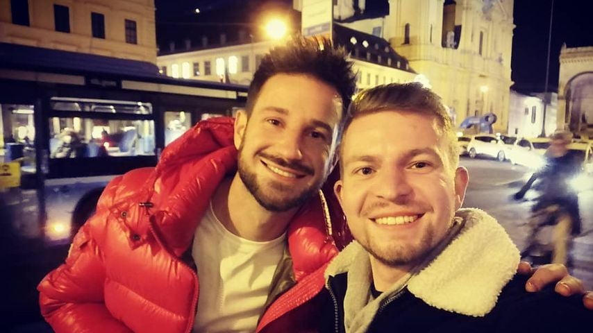 Foto mit Prince Charming: Henry aus Priesterseminar geworfen