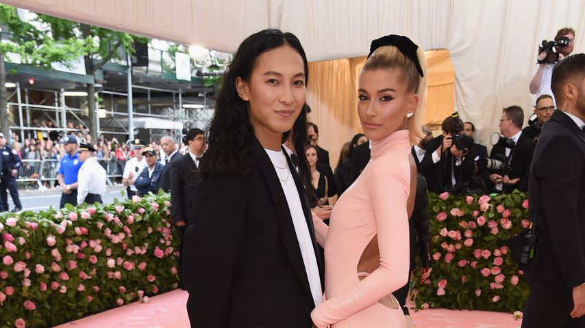 Alexander Wang und Hailey Bieber bei der Met Gala 2019
