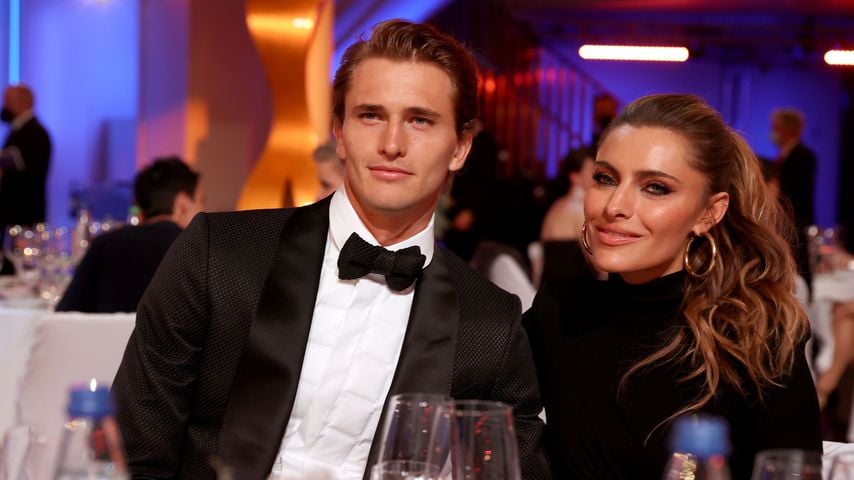 Alexander Zverev und Sophia Thomalla bei der "Sportler des Jahres"-Gala 2021 in Baden-Baden