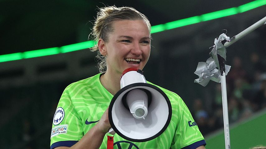 Alexandra Popp, Fußballerin
