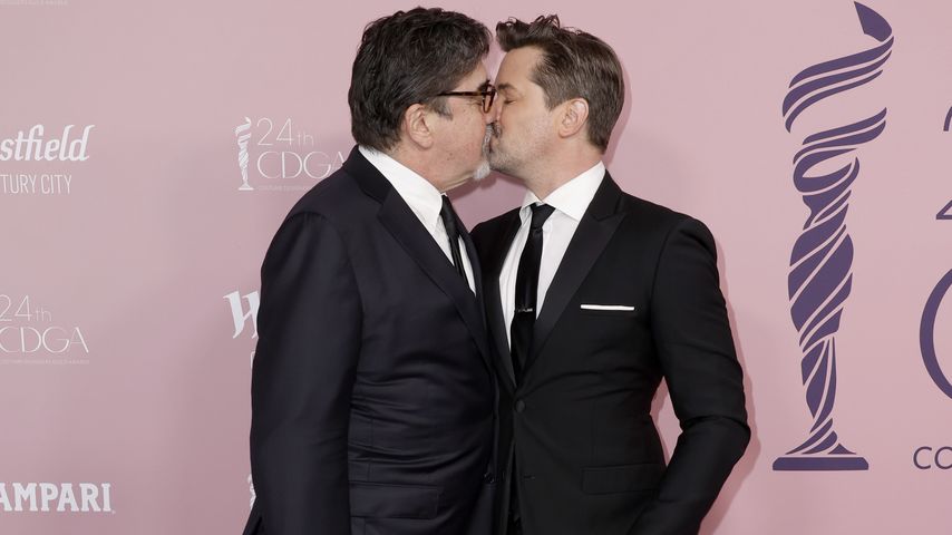 Huch! "Spider-Man"-Star knutscht auf dem roten Teppich fremd
