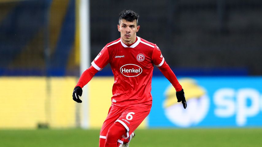 Alfredo Morales, Fußballprofi