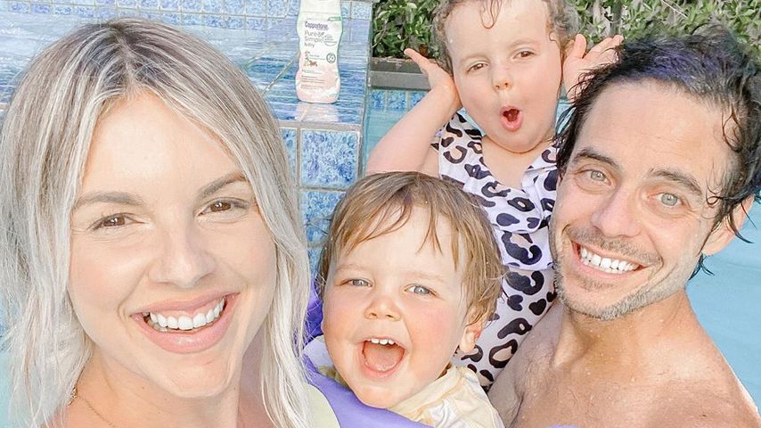 Ali Fedotowsky und Kevin Manno mit ihren Kindern Molly und Riley