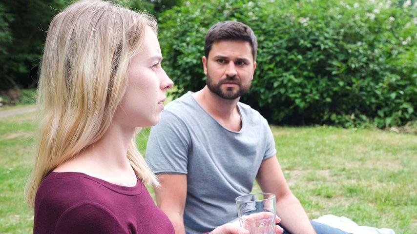 Alica Hubiak und Miloš Vuković bei "Unter uns", August 2020