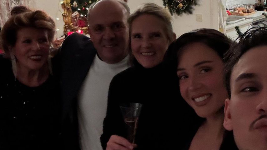 Alicia Costa Pinheiro mit ihrer Familie und Loracio, Dezember 2024