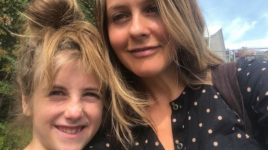 Alicia Silverstone verteidigt die langen Haare ihre Sohnes
