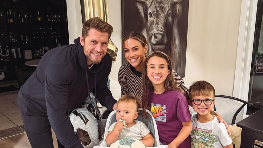 Allan Russell und Jama Kramer mit ihren Kindern