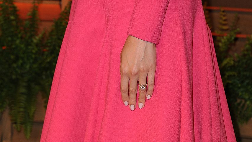 Girls-Star Allison Williams zeigt Verlobungsring