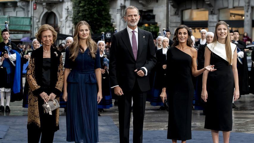 Altkönigin Sofia, Prinzessin Leonor, König Felipe, Königin Letizia und Prinzessin Sofia