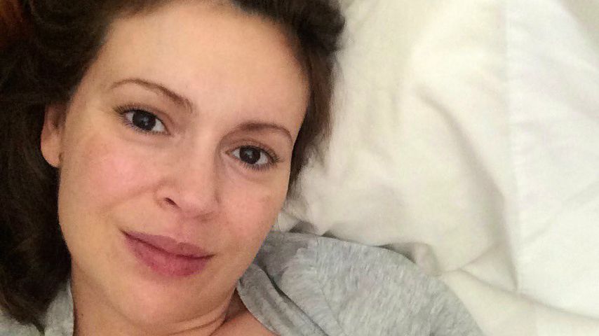 "Größte Freude": "Charmed"-Star Alyssa Milano beim Stillen