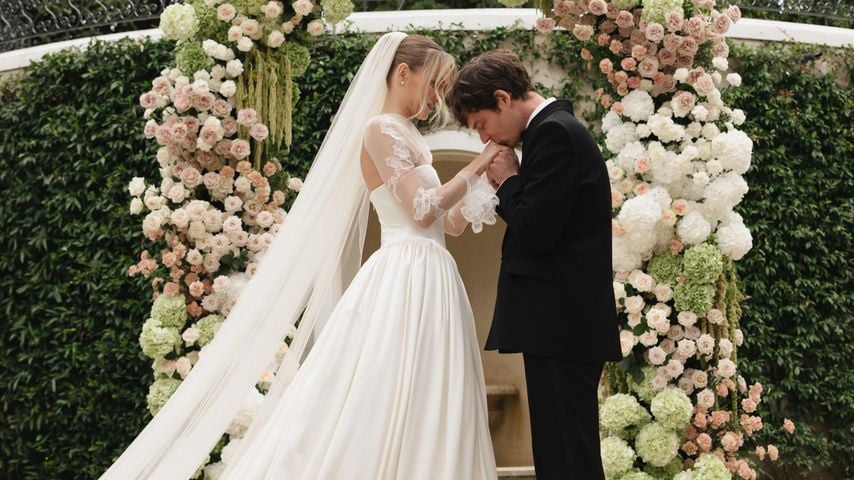 Tokio-Hotel-Bassist Georg Listing und seine Susanne feiern ihr ganz eigenes Hochzeitsmärchen.