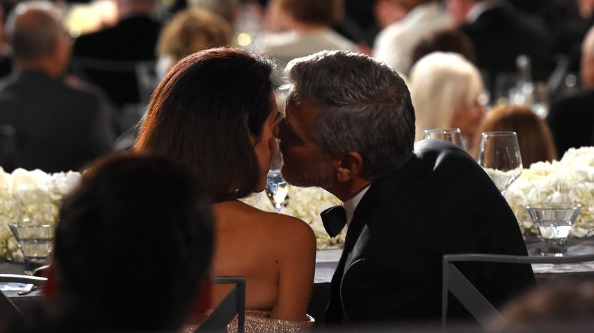 George & Amal Clooney: Großes Geknutsche auf Red Carpet!