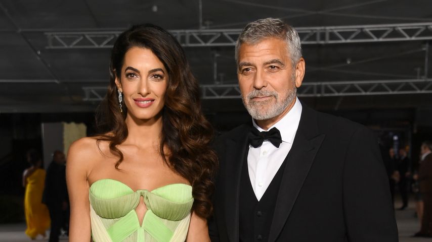 Amal Clooney mit ihrem Mann George im Oktober 2022 in Los Angeles