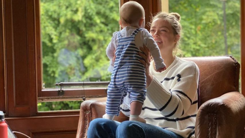 Sechs Monate alt! Amber Heard teilt neues Foto ihrer Tochter