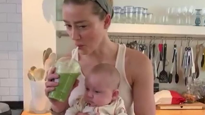 Kurz nach Babyüberraschung: Amber Heard zeigt ihre Tochter!