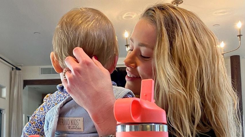 Amber Heard mit ihrer Tochter Oonagh im Februar 2022
