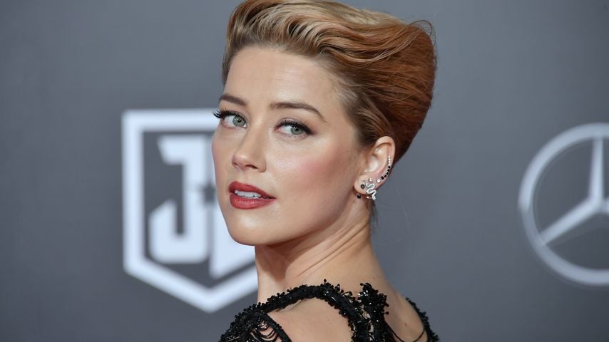 Packt sie aus? Amber Heard möchte wohl Memoiren schreiben