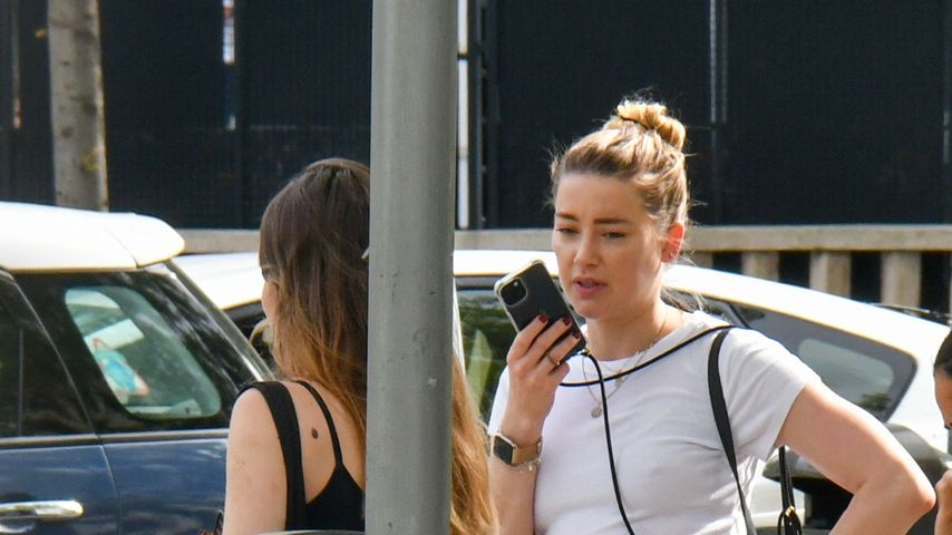 Amber Heard mit ihrer Tochter in Madrid im Mai 2023