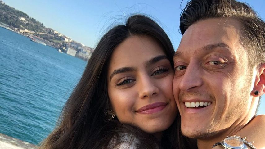 Mesut Özil und seine Amine haben wieder Nachwuchs bekommen!