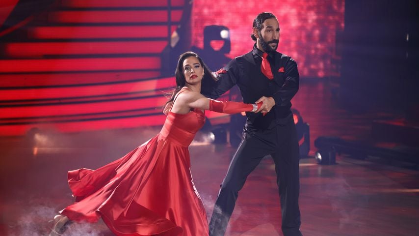 Amira Pocher und Massimo Sinató bei "Let's Dance"
