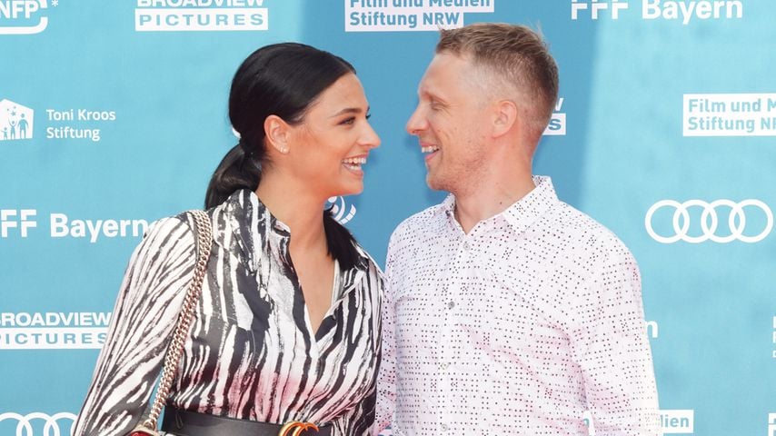 Amira Pocher war nach Hochzeit mit Oli wie frisch verliebt