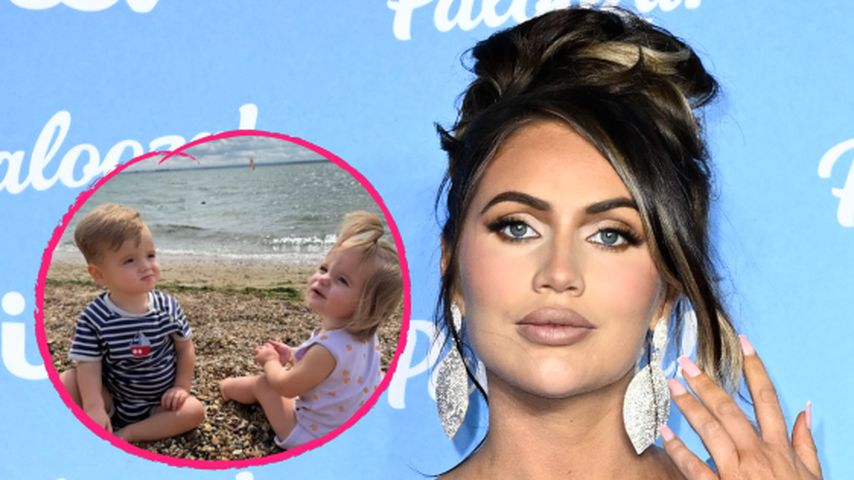Süße Fotos: So groß sind die Zwillinge von Amy Childs schon