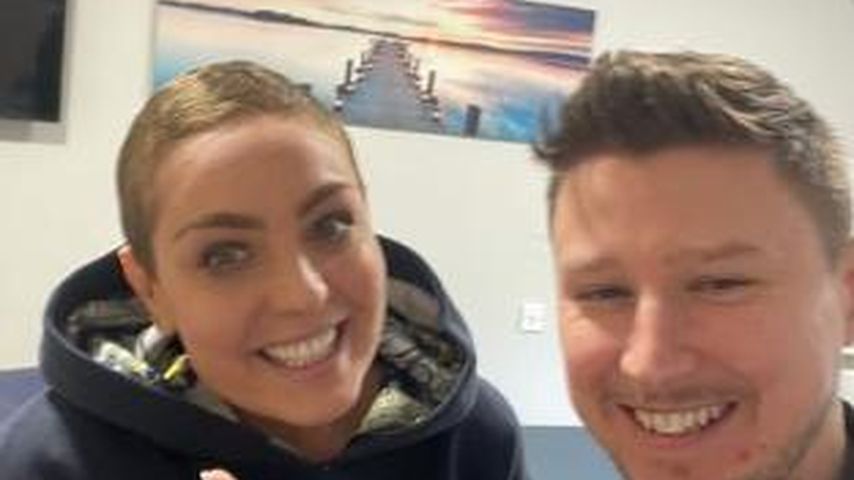 Amy Dowden und ihr Physiotherapeut