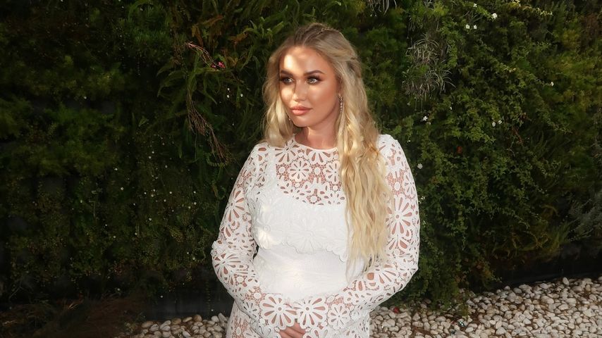 So zauberhaft war "Love Island"-UK-Star Amy Harts Hochzeit