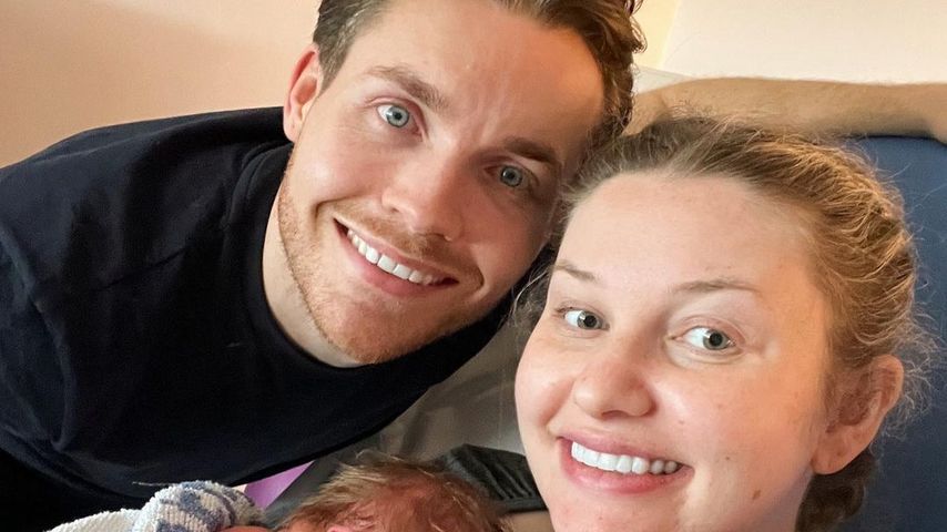 Amy Hart, Sam Rason und ihr Sohn, März 2023