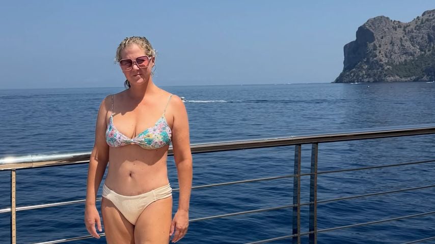 Amy Schumer zeigt sich im Bikini