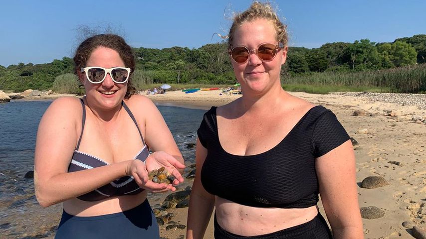 Amy Schumer (r.) mit ihrer Schwester im Oktober 2019