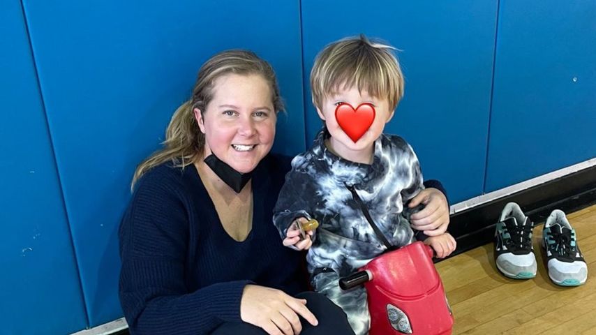 Amy Schumer und ihr Sohn Gene im Februar 2022