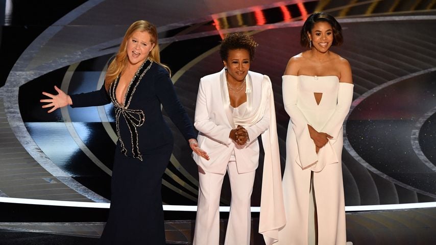 Amy Schumer, Wanda Sykes und Regina Hall bei der Oscar-Verleihung 2022