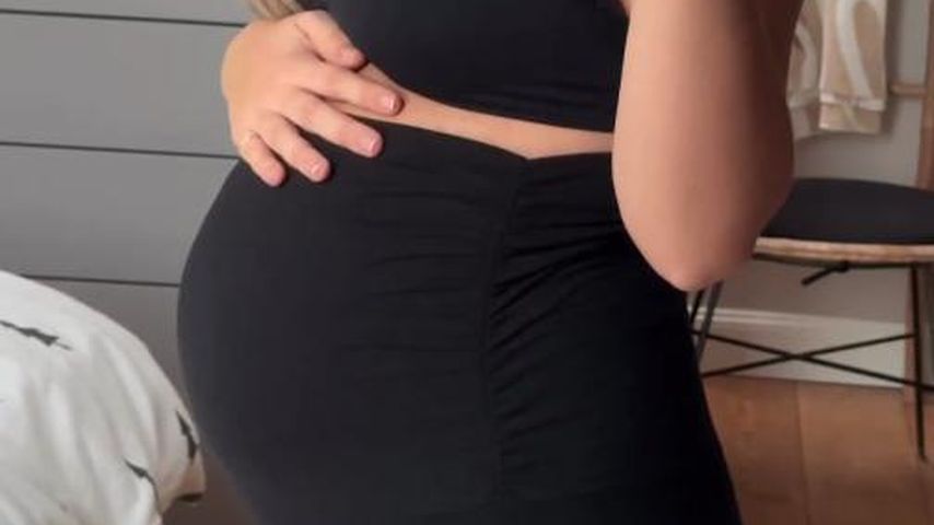Ana Johnsons Bauch nach der Geburt