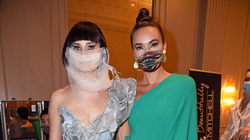 Anastasia und Jacky von GNTM bei der Anja Gockel Fashion Show im Juni 2020