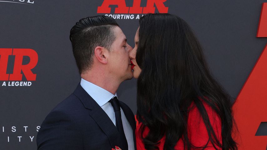 Andre Lemmers und Adriana Lima bei der Premiere von "Air: Der große Wurf" in Los Angeles, 2023